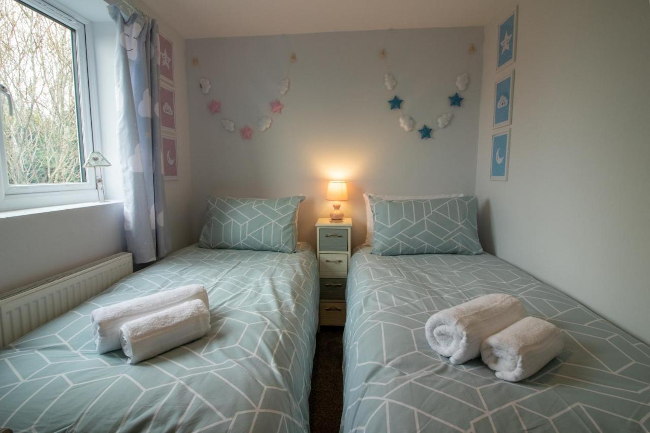 Modern & Cosy- Ideal For Small Families & Couples Brixham Esterno foto